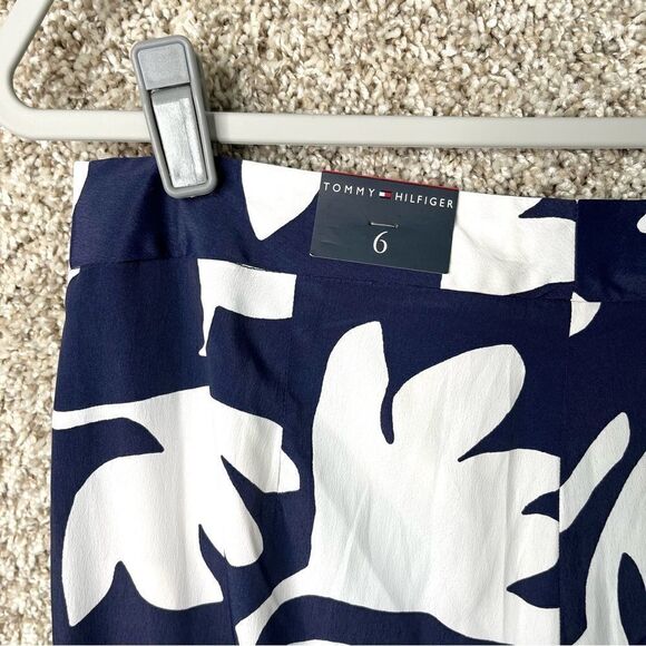 Tommy Hilfiger Pants Women’s 6 Navy Blue & White Floral Print NWT - Picture 6 of 11